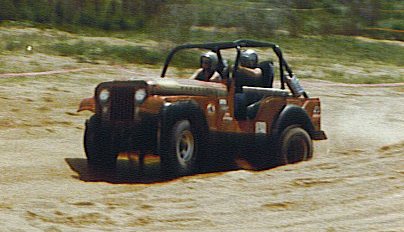 jeep4.jpg (27477 bytes)